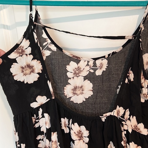 Brandy Melville swing dress - Picture 6 of 6